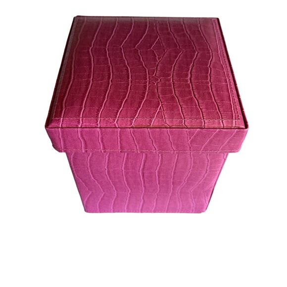 Set Of 3 Pink Crocodile Embossed Nesting Decorative Boxes - Picture 2 of 7
